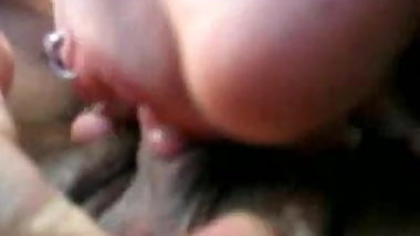 Devouring the huge clit, not for amateurs...