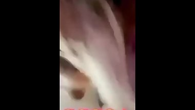 Lesbians fuck each other on sc