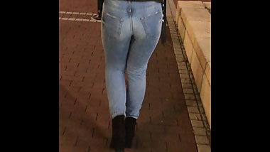 Spying Cousins Sexy Tight Ass after the show