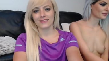 awesomeblonde lesbian show2